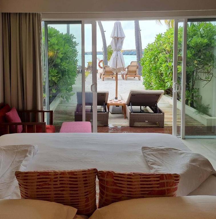 Centara Ras Fushi Resort & Spa Maldives