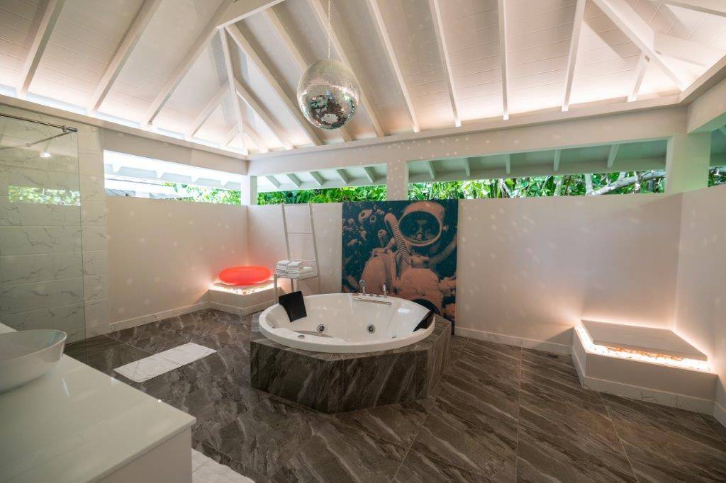 The Standard Huruvalhi Maldives