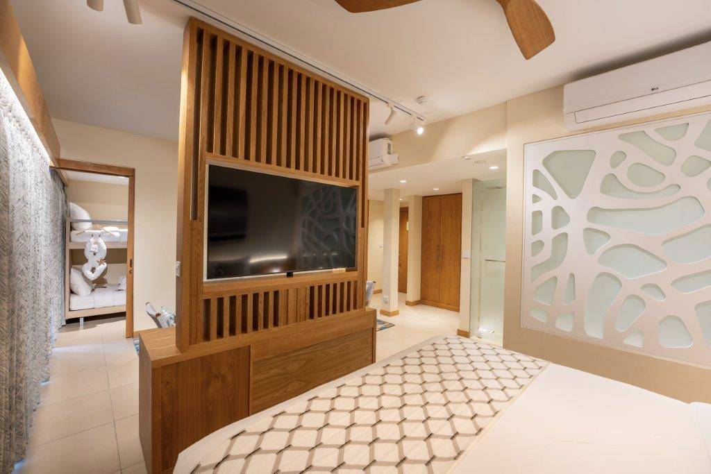 Ocean's Creek Beach Hotel