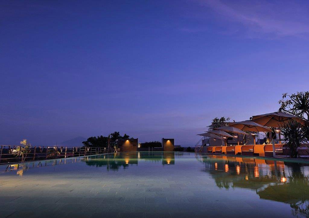 De Vins Sky Seminyak Hotel