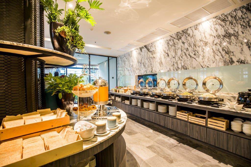 Cross Vibe Bangkok Sukhumvit Hotel 