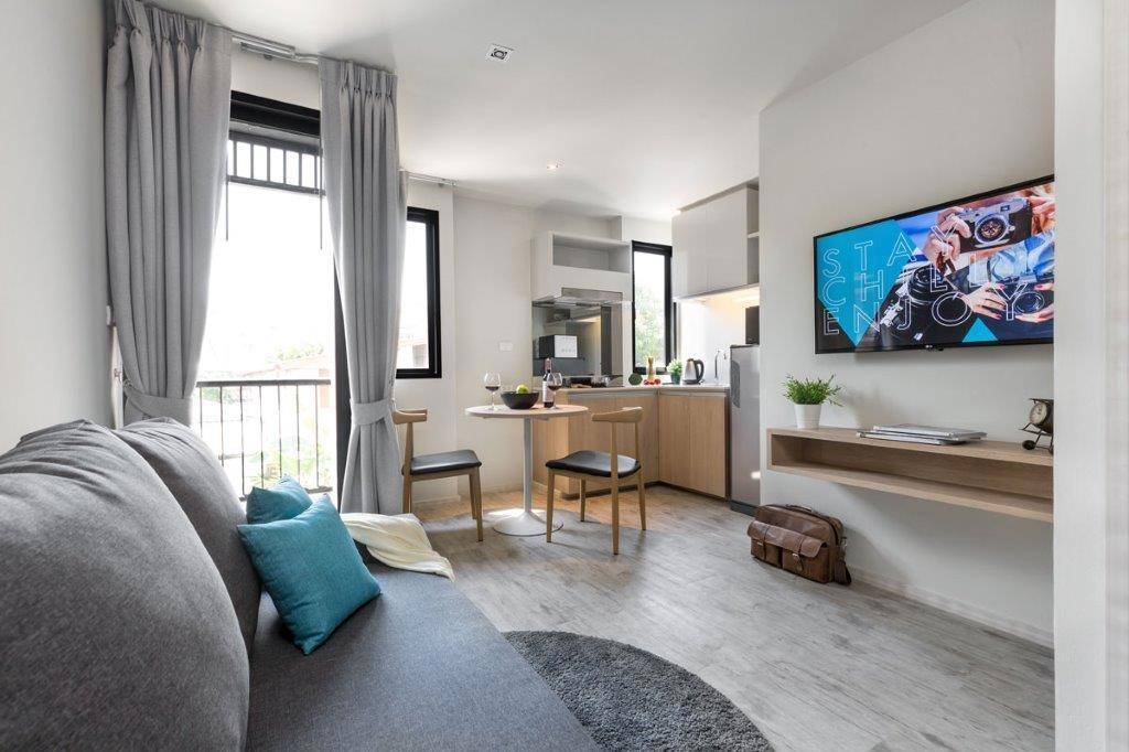 Cross Vibe Bangkok Sukhumvit Hotel 