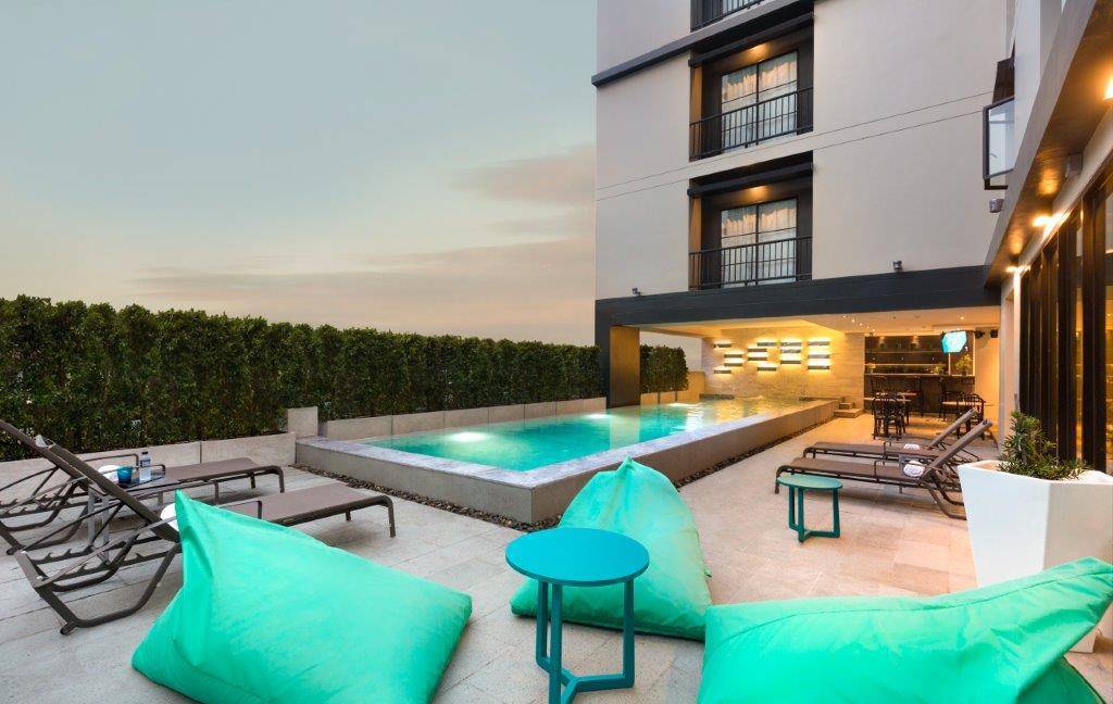 Cross Vibe Bangkok Sukhumvit Hotel 