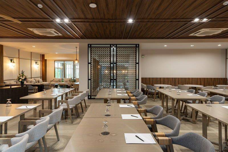 Bella Nara Phuket Naiyang Beach