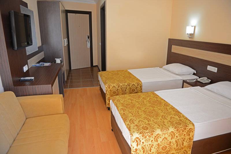 Lonicera World Hotel