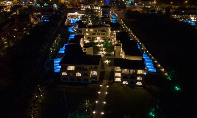 Vantaris Luxury Beach Resort