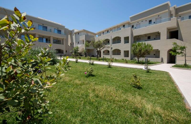 Vantaris Luxury Beach Resort