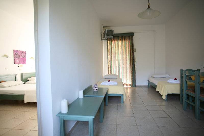 Elpis Studio Apartments