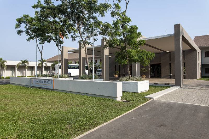 Amaya Beach Passikudah