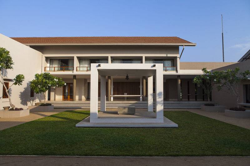 Amaya Beach Passikudah