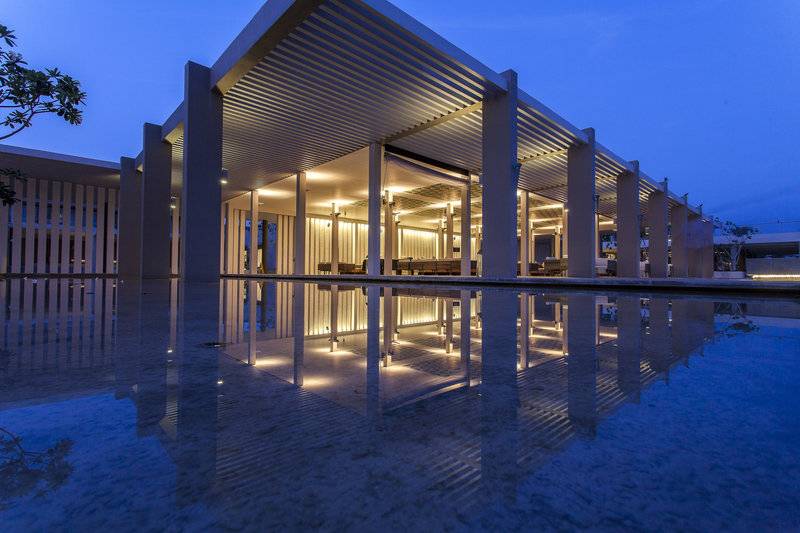 Amaya Beach Passikudah