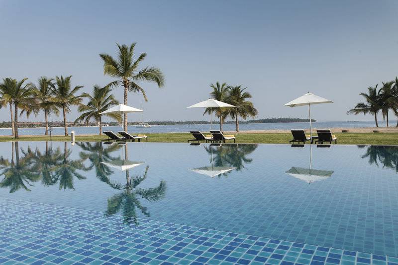 Amaya Beach Passikudah