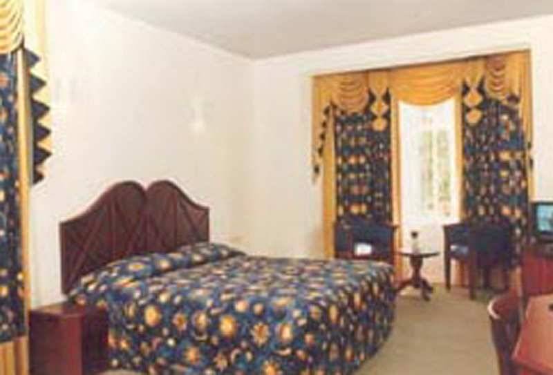 Galway Heights Hotel