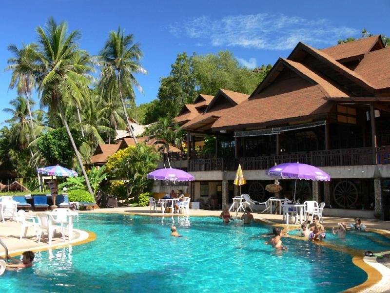 Coral Cliff Beach Resort