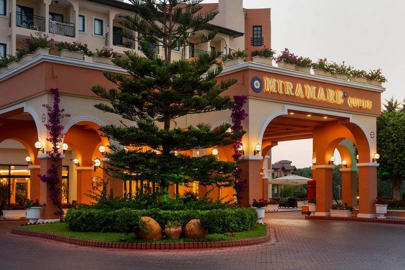Miramare Queen Hotel