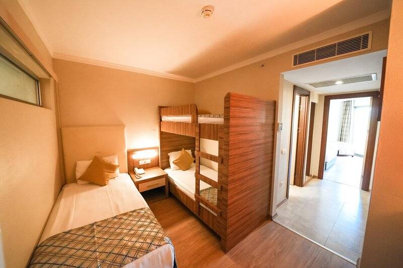 Calimera Hane Garden