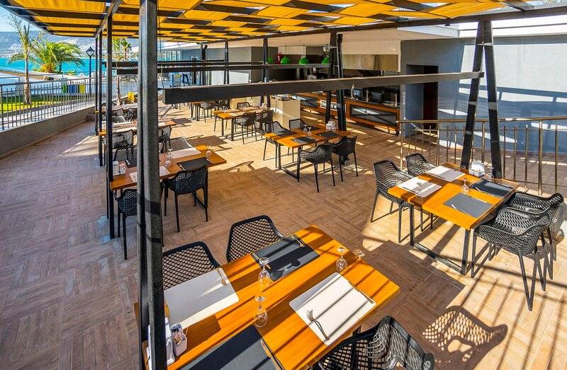 Long Beach Club Nature