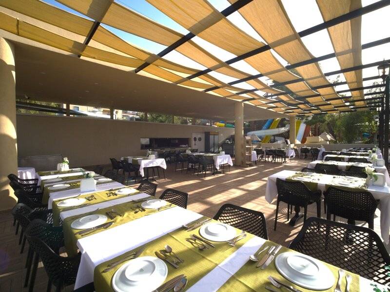 Long Beach Club Nature