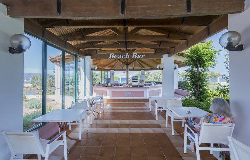 Dessole Dolphin Bay Resort