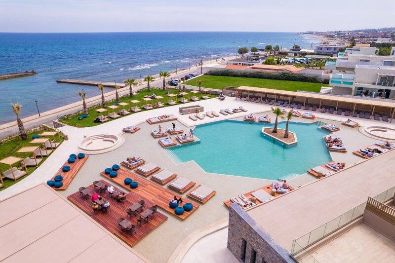 SENSEANA Seaside Resort & Spa