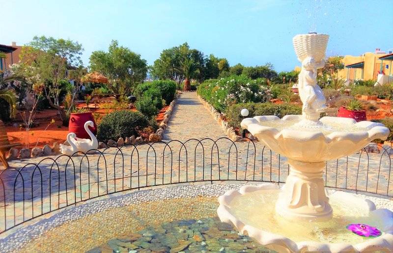 Zorbas Beach Village Hotel