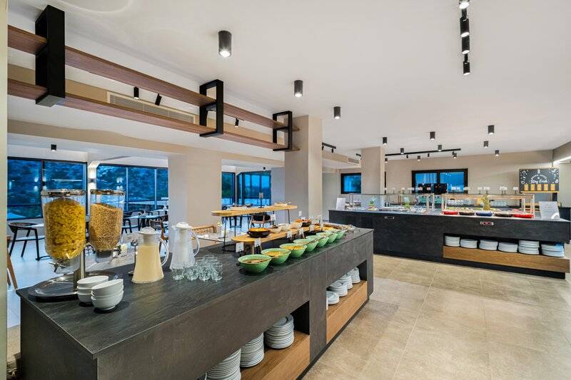 Harmony e Rock Hotel