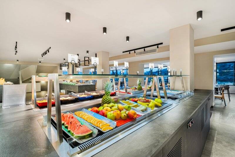 Harmony e Rock Hotel