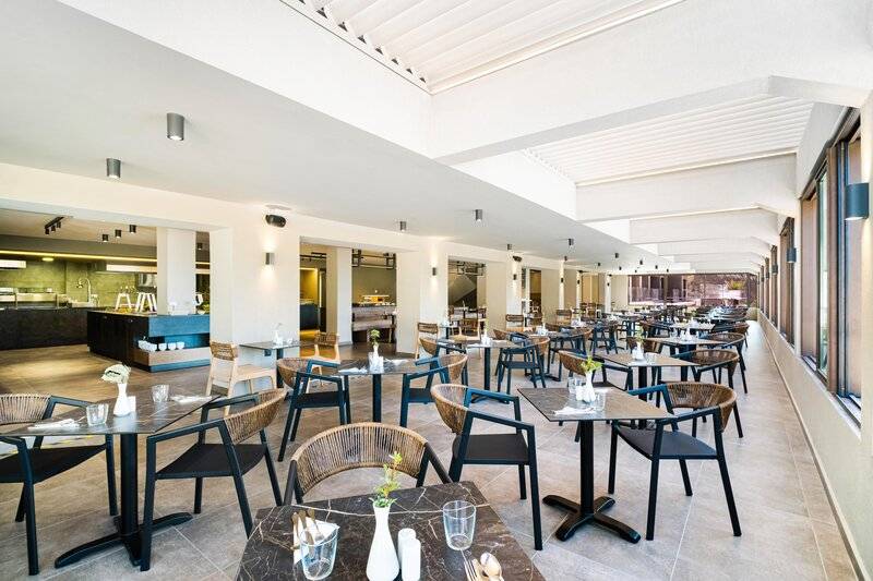 Harmony e Rock Hotel