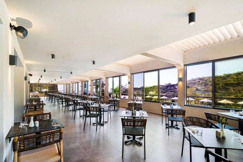 Harmony e Rock Hotel