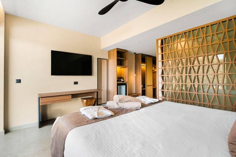 Harmony e Rock Hotel