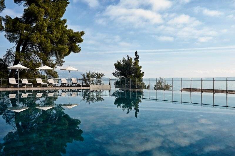 Kontokali Bay Resort & Spa