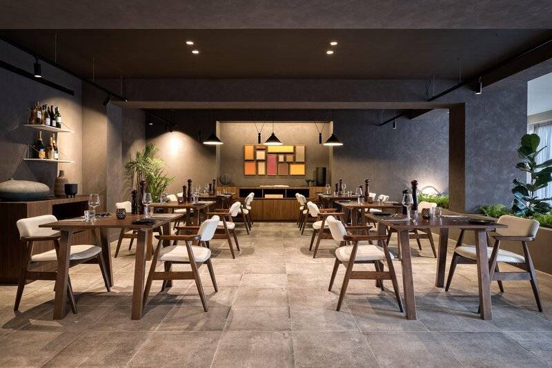 Domes of Corfu, Autograph Collection