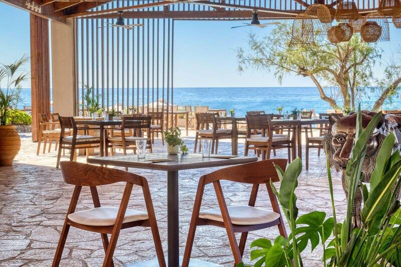 Domes of Corfu, Autograph Collection