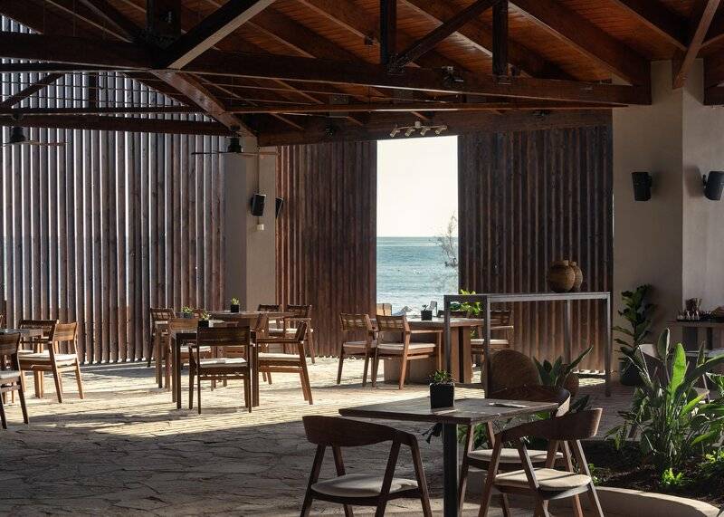 Domes of Corfu, Autograph Collection