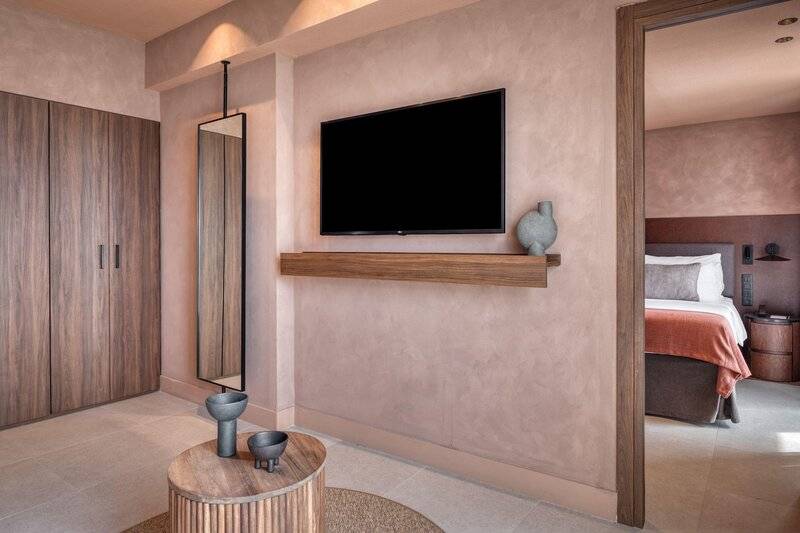 Domes of Corfu, Autograph Collection