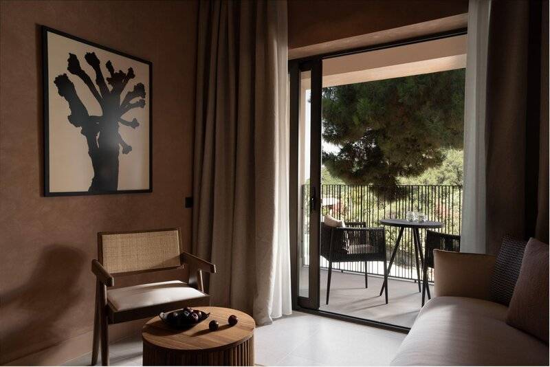 Domes of Corfu, Autograph Collection