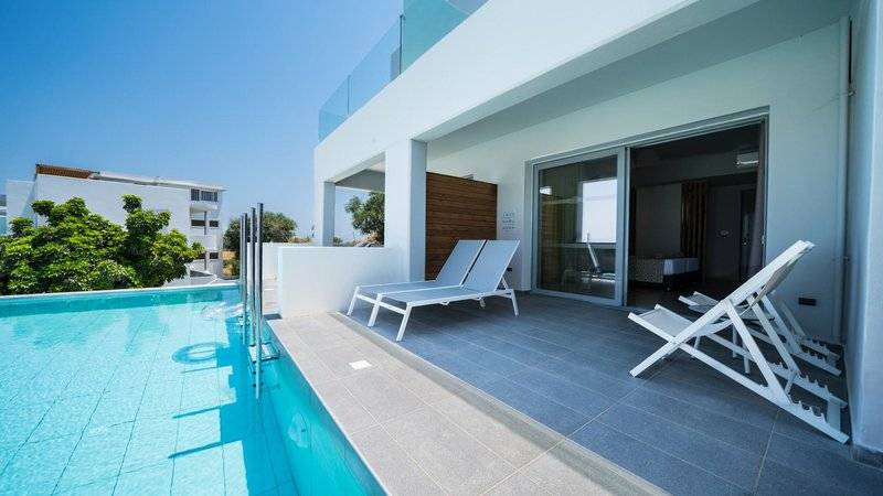 Harmony Crest Resort