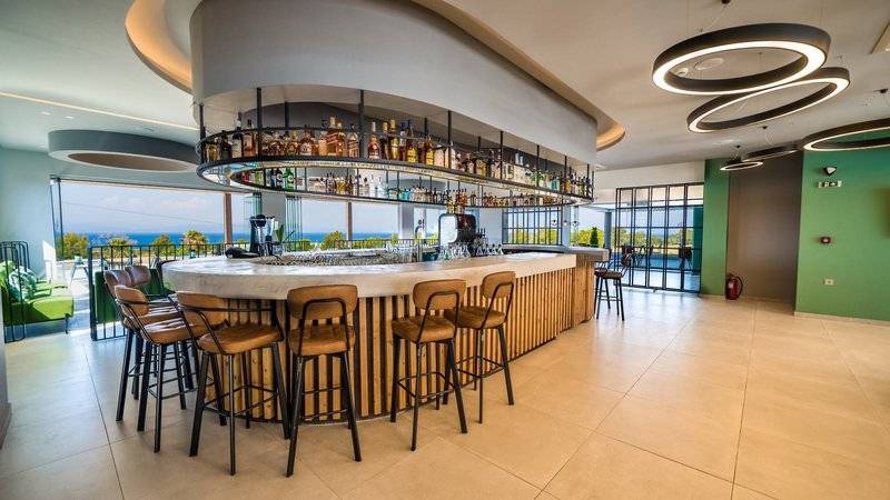 Harmony Crest Resort