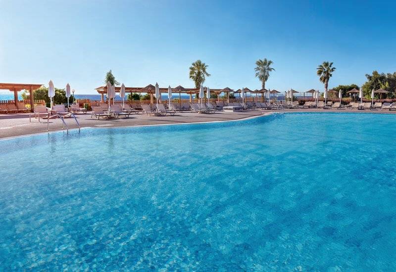 Grand Blue Beach Hotel