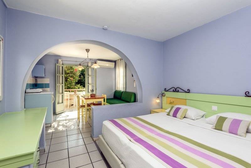 Nissia Kamares Hotel Apartments