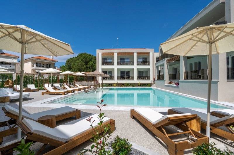 Mirablue Luxury Residences