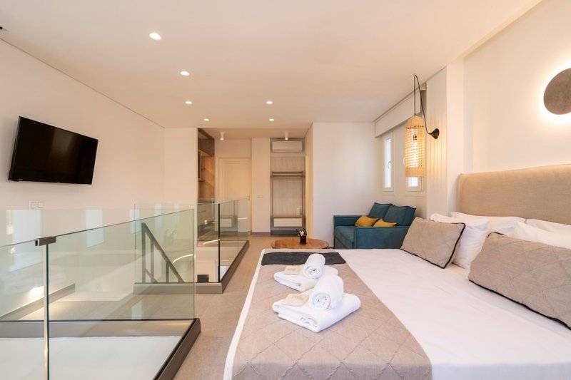 Mirablue Luxury Residences