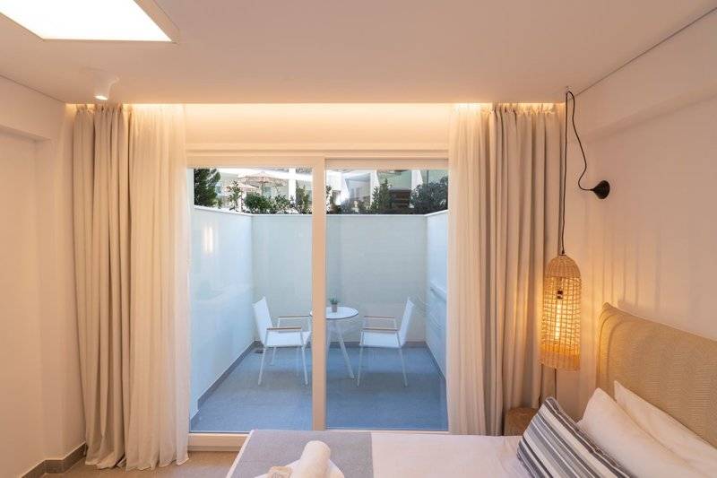 Mirablue Luxury Residences