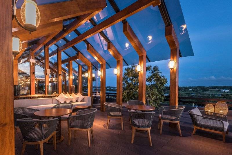 DoubleTree by Hilton Weerawila Rajawarna Resort