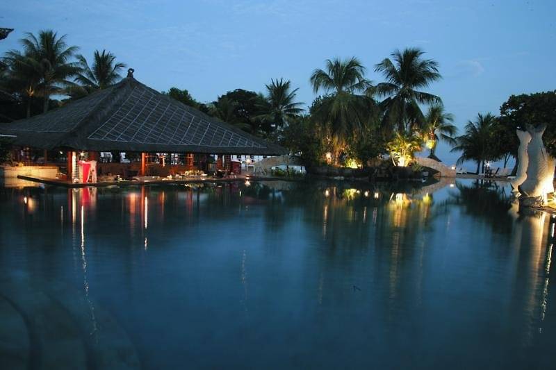 Discovery Kartika Plaza