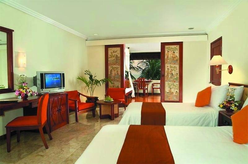 Discovery Kartika Plaza