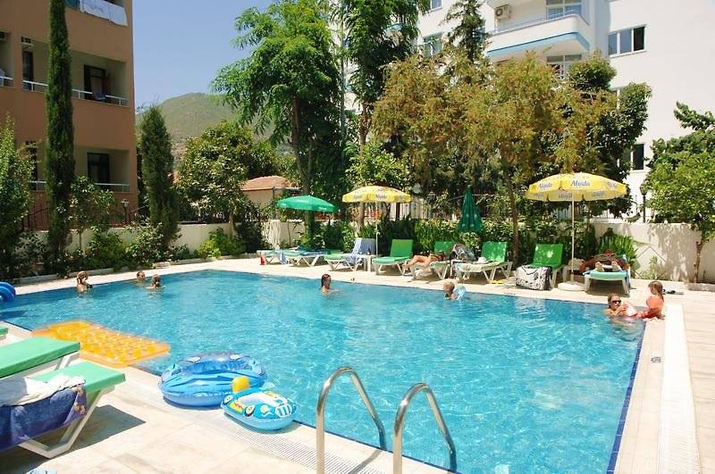 Kleopatra Celine Hotel