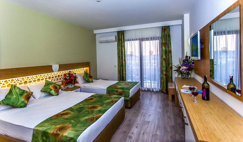 Eftalia Splash Resort Hotel