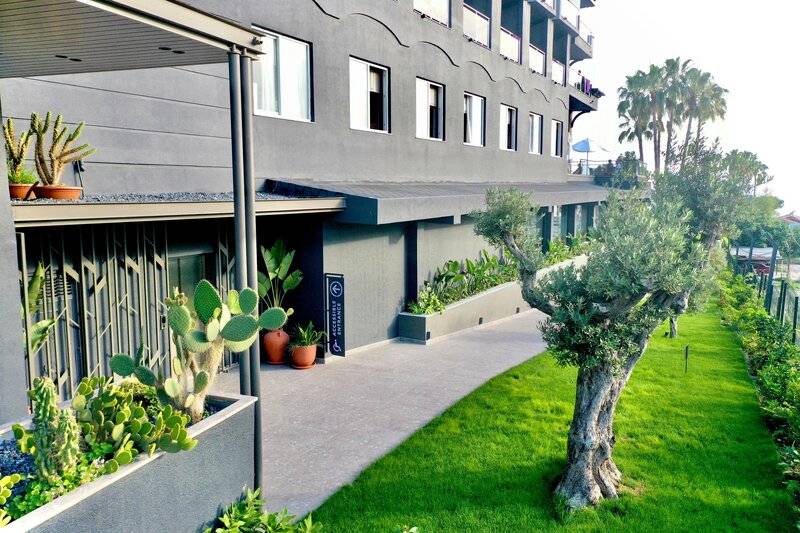 Thalia Unique  Beach Resort Hotel