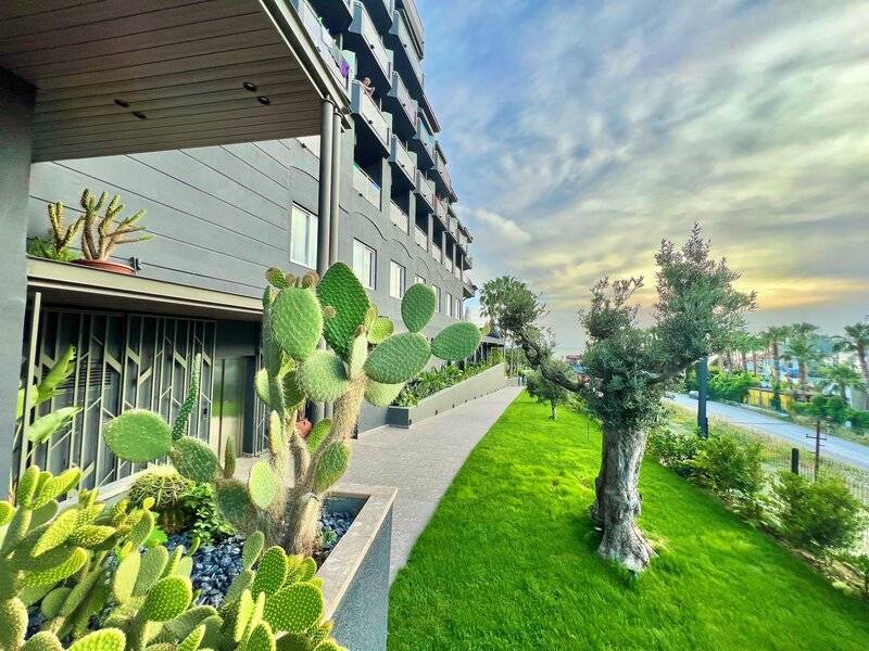 Thalia Unique  Beach Resort Hotel